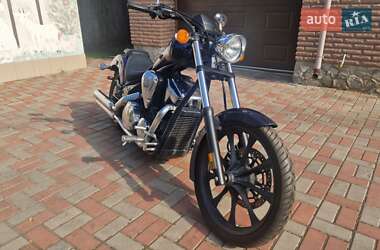 Мотоцикл Чоппер Honda VT 1300CX Fury 2019 в 