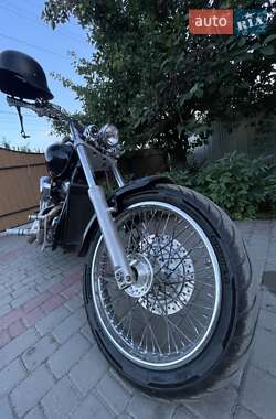 Мотоцикл Чоппер Honda VT 400 2002 в 