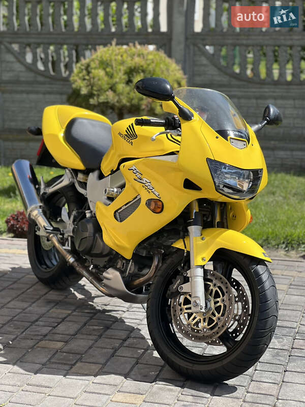 Мотоцикл Спорт-туризм Honda VTR 1000 2002 в Буську