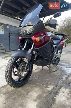 Мотоцикл Многоцелевой (All-round) Honda XL 1000V Varadero 2001 в Бориславе