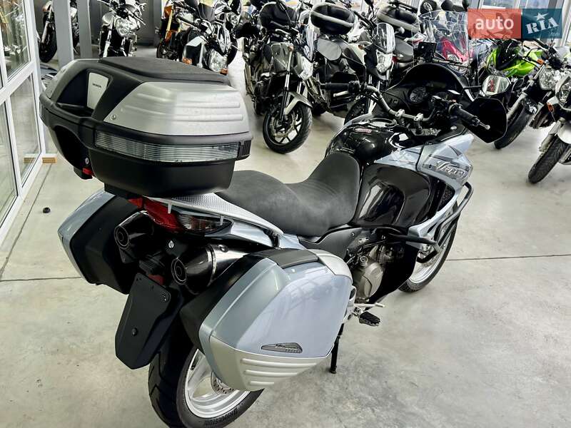 Мотоцикл Многоцелевой (All-round) Honda XL 1000V Varadero 2007 в Хмельницком фото 3 Мотоцикл Многоцелевой (All-round) Honda XL 1000V Varadero 2007 в Хмельницком