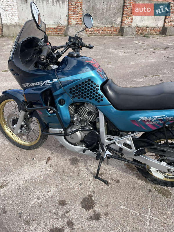 Мотоцикл Туризм Honda XL 600V Transalp 1994 в Сновську