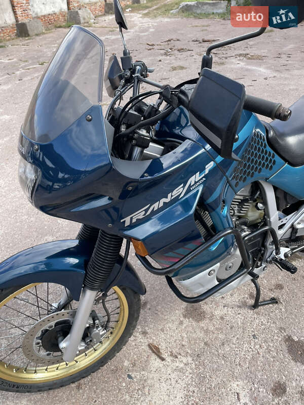 Мотоцикл Туризм Honda XL 600V Transalp 1994 в Сновську