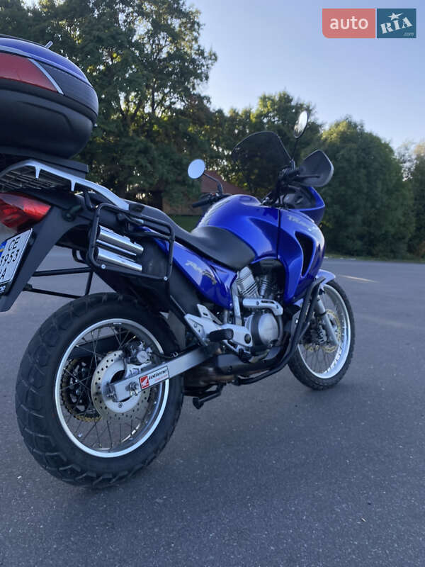 Мотоцикл Многоцелевой (All-round) Honda XL 650V Transalp 2001 в Хотине