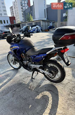 Мотоцикл Спорт-туризм Honda XL 650V Transalp 2004 в 