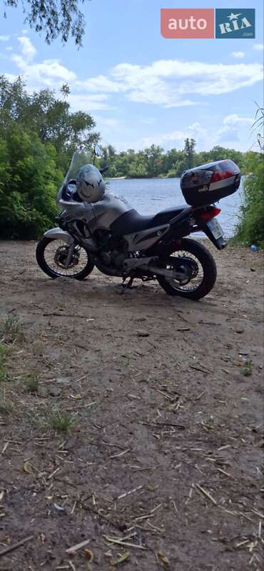 Мотоцикл Туризм Honda XL 650V Transalp 2005 в Изюме