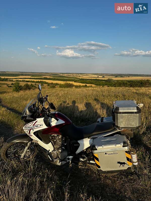 Мотоцикл Позашляховий (Enduro) Honda XL 700V Transalp 2011 в Херсоні