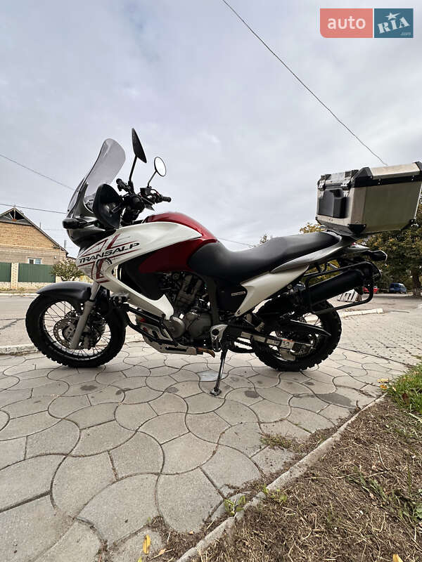 Мотоцикл Позашляховий (Enduro) Honda XL 700V Transalp 2011 в Херсоні