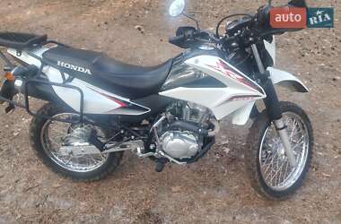 Мотоцикл Внедорожный (Enduro) Honda XR 150L 2015 в 