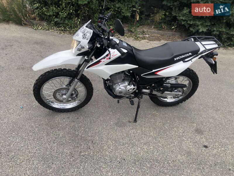 Мотоцикл Кросс Honda XR 150L 2017 в Киеве