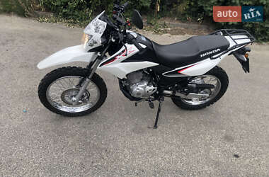 Мотоцикл Кросс Honda XR 150L 2017 в 