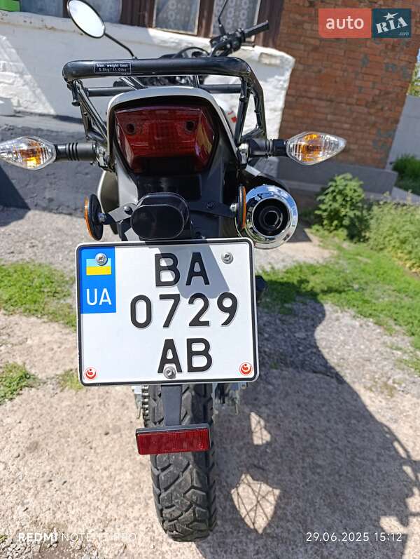 Вантажні моторолери, мотоцикли, скутери, мопеди Honda XR 150L 2019 в Олександрії фото 3 Вантажні моторолери, мотоцикли, скутери, мопеди Honda XR 150L 2019 в Олександрії