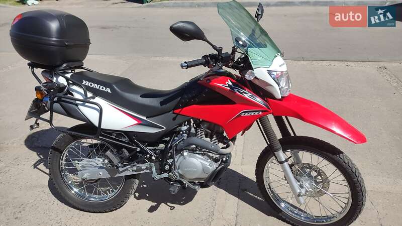 Мотоцикл Внедорожный (Enduro) Honda XR 150L 2015 в Новомосковске