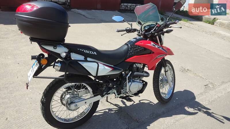 Мотоцикл Внедорожный (Enduro) Honda XR 150L 2015 в Новомосковске