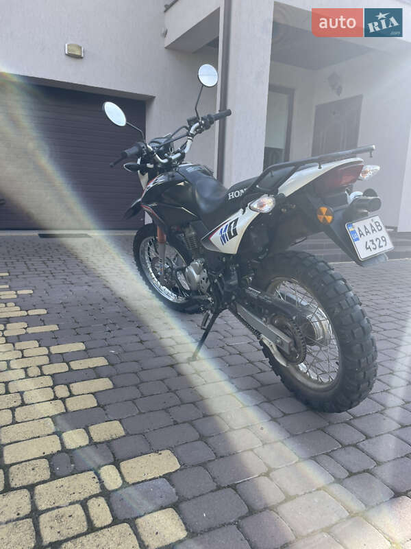 Мотоцикл Позашляховий (Enduro) Honda XR 150L 2014 в Києві