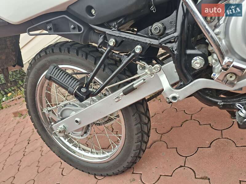Мотоцикл Внедорожный (Enduro) Honda XR 150L 2024 в Виннице
