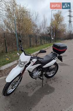 Мотоцикл Багатоцільовий (All-round) Honda XR 150L 2015 в Києві