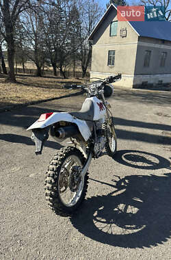 Мотоцикл Внедорожный (Enduro) Honda XR 250 Baja 2000 в 