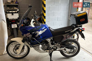 Мотоцикл Многоцелевой (All-round) Honda XRV 750 Africa Twin 2002 в Броварах