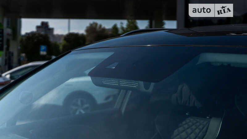 Внедорожник / Кроссовер Hongqi E-HS9 2022 в Львове