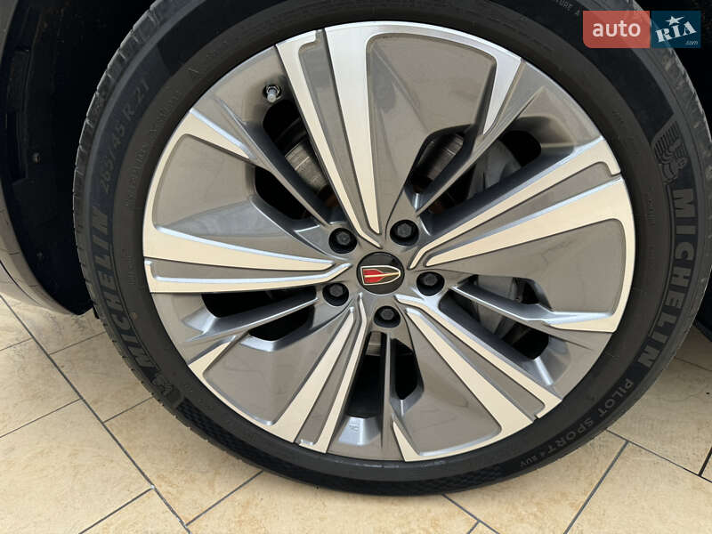 Внедорожник / Кроссовер Hongqi E-HS9 2021 в Одессе