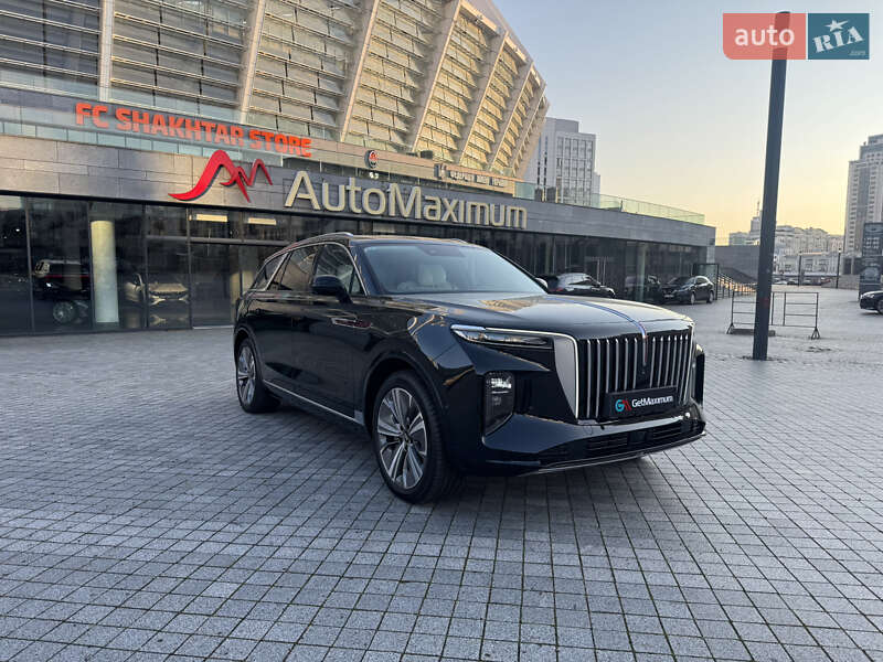 Позашляховик / Кросовер Hongqi E-HS9 2022 в 