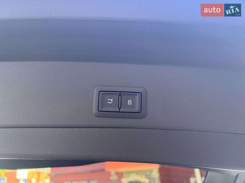 Внедорожник / Кроссовер Hongqi E-HS9 2022 в Львове