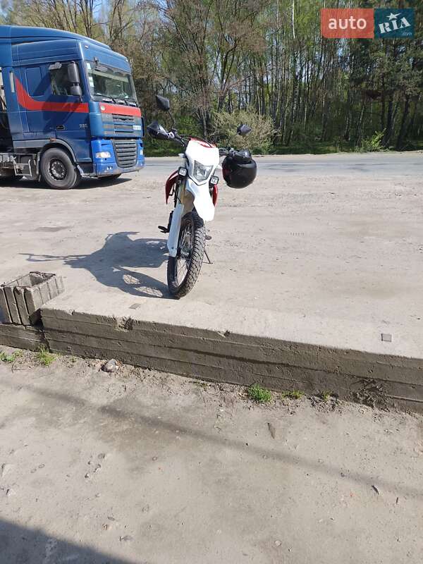 Мотоцикл Кросс Hornet Dakar 2021 в Нетешине