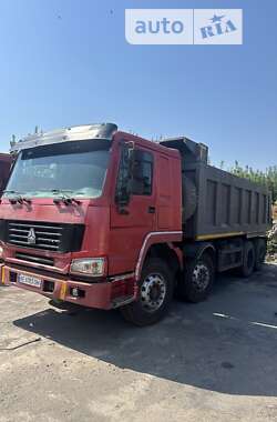 Самосвал Howo ZZ3407 2007 в Новомосковске