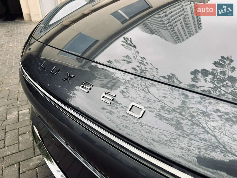 Внедорожник / Кроссовер Huawei Luxeed R7 2025 в Одессе