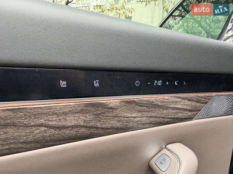 Внедорожник / Кроссовер Huawei Luxeed R7 2025 в Одессе