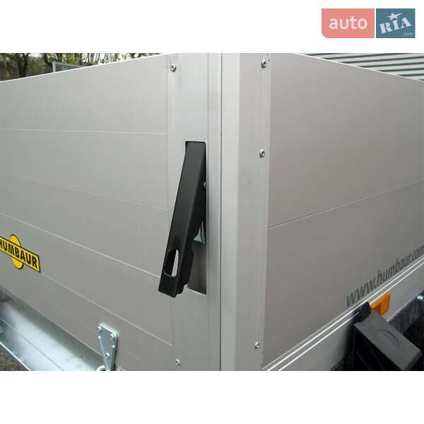 Борт Humbaur HA 2024 в Киеве