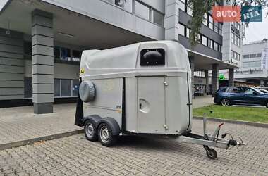 Для перевозки животных - прицеп Humbaur Maximus 2008 в Киеве