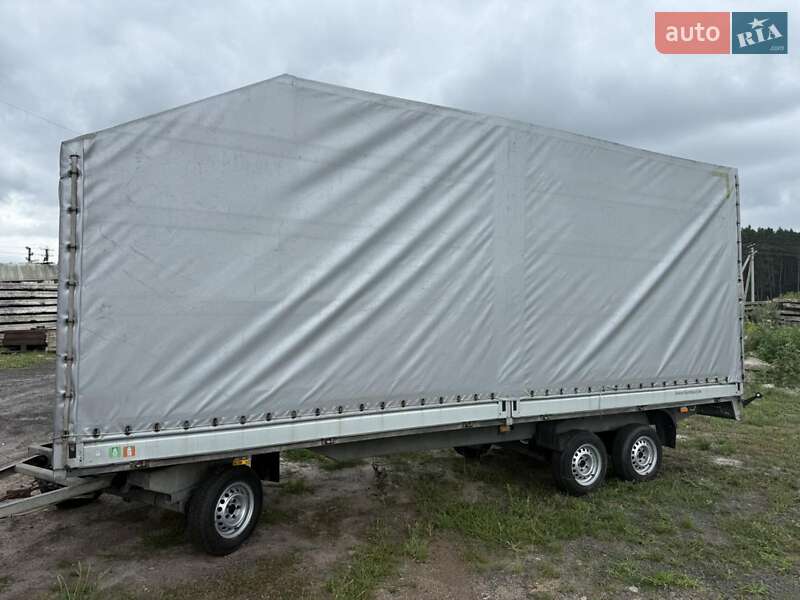 Humbaur Universal 2005