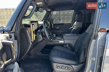 Внедорожник / Кроссовер Hummer EV SUV 2024 в 