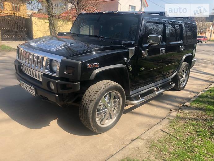 Hummer H2 2003 года