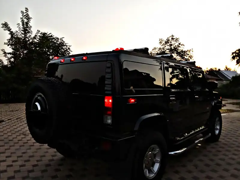 Hummer H2