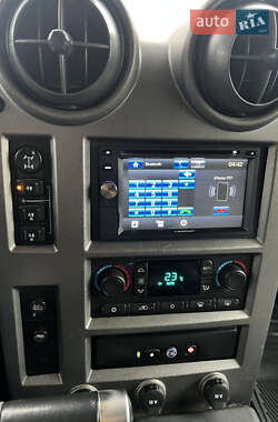 Внедорожник / Кроссовер Hummer H2 2003 в 