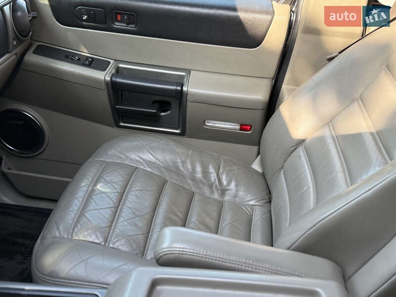 Внедорожник / Кроссовер Hummer H2 2003 в Тернополе фото 35 Внедорожник / Кроссовер Hummer H2 2003 в Тернополе
