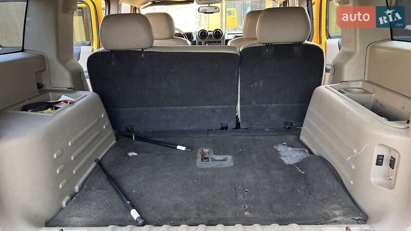 Внедорожник / Кроссовер Hummer H2 2003 в Андрушевке фото 19 Внедорожник / Кроссовер Hummer H2 2003 в Андрушевке
