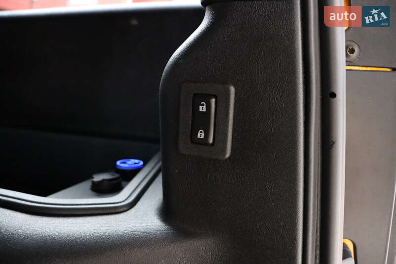 Внедорожник / Кроссовер Hummer H2 2002 в Львове фото 81 Внедорожник / Кроссовер Hummer H2 2002 в Львове