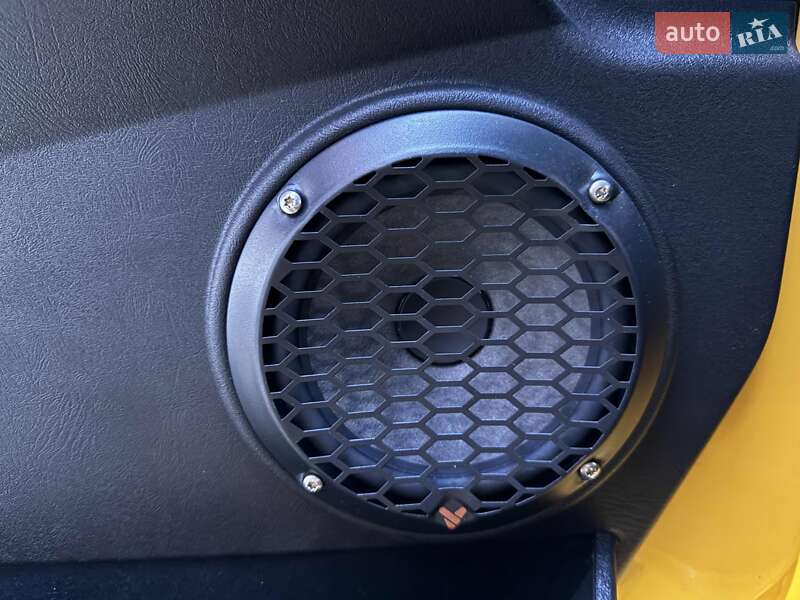 Внедорожник / Кроссовер Hummer H2 2002 в Львове фото 39 Внедорожник / Кроссовер Hummer H2 2002 в Львове