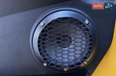 Позашляховик / Кросовер Hummer H2 2002 в 