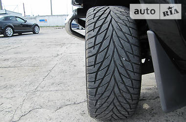 Внедорожник / Кроссовер Hummer H3 2006 в 