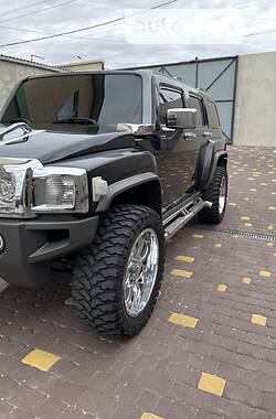 Универсал Hummer H3 2009 в Херсоне