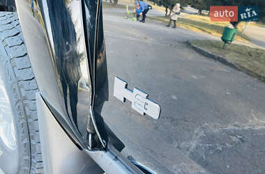 Внедорожник / Кроссовер Hummer H3 2006 в 