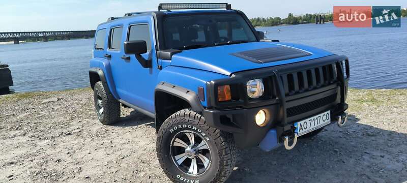 Внедорожник / Кроссовер Hummer H3 2007 в 