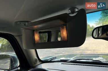 Внедорожник / Кроссовер Hummer H3 2010 в 