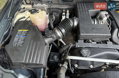 Внедорожник / Кроссовер Hummer H3 2010 в 