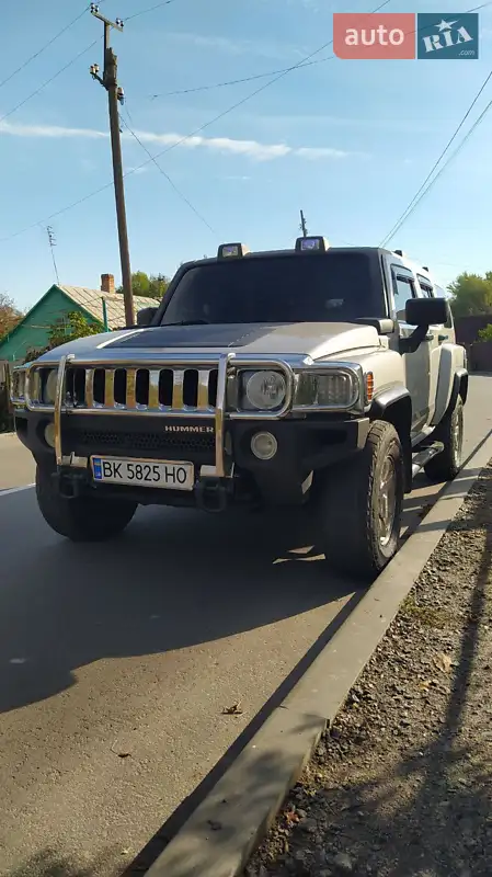 Hummer H3